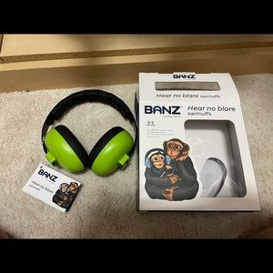 Banz earmuffs green